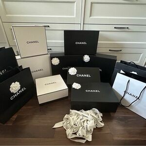 CHANEL Black and White Packaging Collection